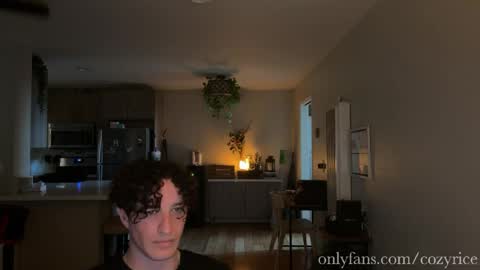 Snapshot of cozyrice chatting on 06-13-26, 07:45 Cozyrice online show from 06-13-26, 07:45