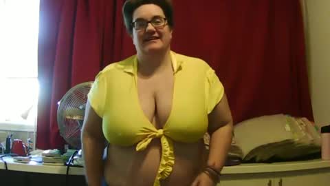 Craftgirl online show from 10-08-25, 02:25