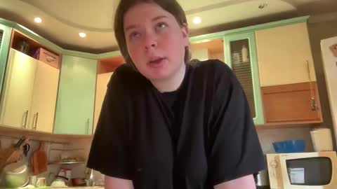Snapshot of crave_elise chatting on 09-20-25, 07:20 Elise online show from 09-20-25, 07:20
