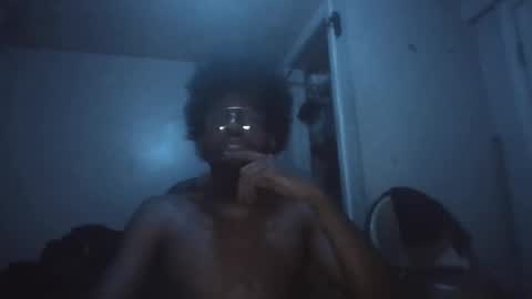 Snapshot of craze320084 chatting on 01-22-25, 04:44 craze320084 online show from 01-22-25, 04:44