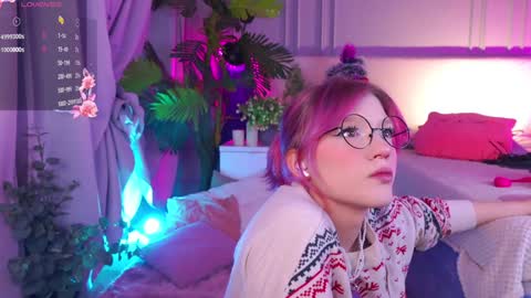 Sonya online show from 12-25-24, 09:43