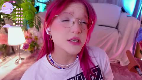 Sonya online show from 02-17-25, 03:20