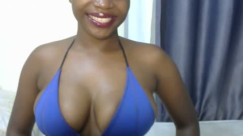 Snapshot of crazy_angela664 chatting on 05-05-26, 03:09 Angela online show from 05-05-26, 03:09