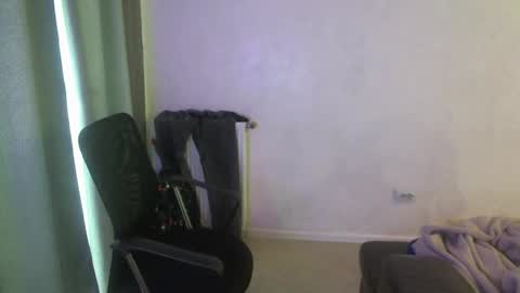 Snapshot of crazy_boy_not_melstroy chatting on 01-07-25, 08:56 crazy online show from 01-07-25, 08:56