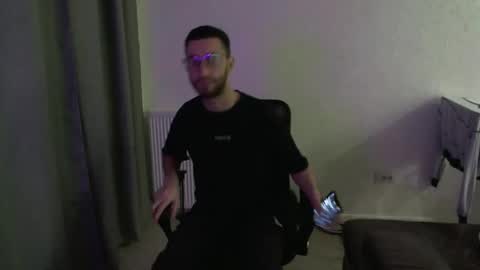 Snapshot of crazy_boy_not_melstroy chatting on 01-10-25, 09:10 crazy online show from 01-10-25, 09:10