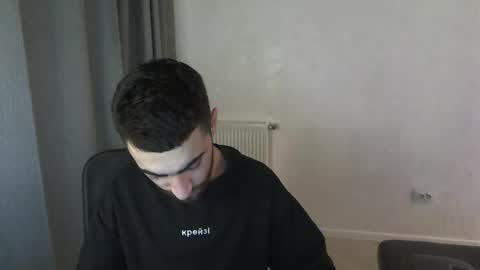 Snapshot of crazy_boy_not_melstroy chatting on 01-12-25, 03:46 crazy online show from 01-12-25, 03:46