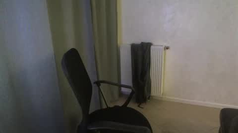 Snapshot of crazy_boy_not_melstroy chatting on 01-12-25, 07:31 crazy online show from 01-12-25, 07:31