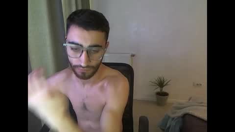 Snapshot of crazy_boy_not_melstroy chatting on 01-14-25, 10:38 crazy online show from 01-14-25, 10:38