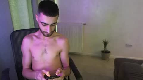 Snapshot of crazy_boy_not_melstroy chatting on 01-16-25, 09:05 crazy online show from 01-16-25, 09:05