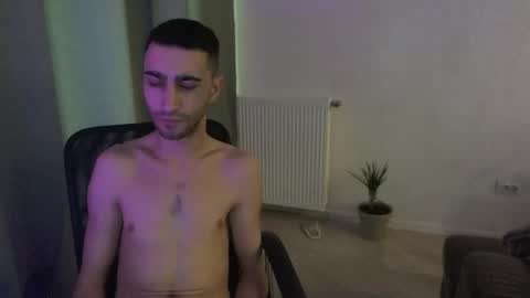 Snapshot of crazy_boy_not_melstroy chatting on 01-23-25, 07:00 crazy online show from 01-23-25, 07:00