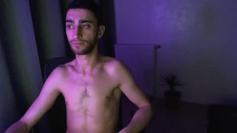 Snapshot of crazy_boy_not_melstroy chatting on 01-28-25, 02:11 crazy online show from 01-28-25, 02:11