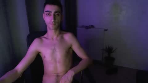 Snapshot of crazy_boy_not_melstroy chatting on 01-29-25, 12:01 crazy online show from 01-29-25, 12:01