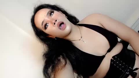 Hot Ayisha online show from 01-17-25, 07:05