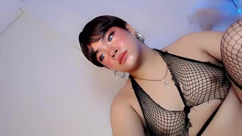 Hot Ayisha online show from 03-10-25, 06:12
