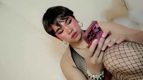 Hot Ayisha online show from 03-12-25, 05:49