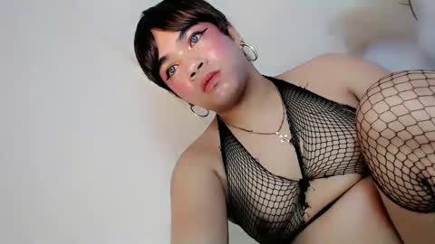 Hot Ayisha online show from 03-12-25, 09:03