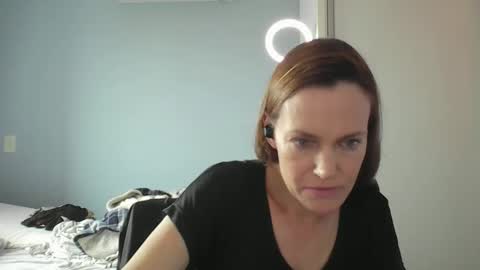 Anny online show from 12-19-25, 12:34