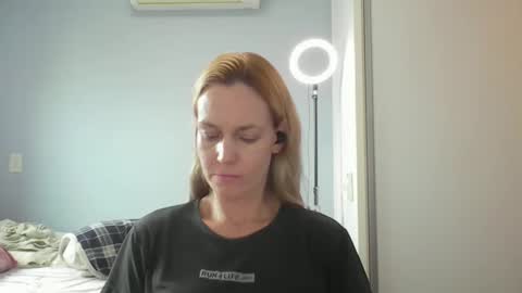 Anny online show from 04-23-26, 10:47