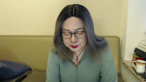 Snapshot of crazychika chatting on 02-12-25, 08:16 Kelly online show from 02-12-25, 08:16