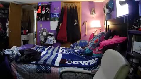 crazygirl802 online show from 02-21-26, 06:42