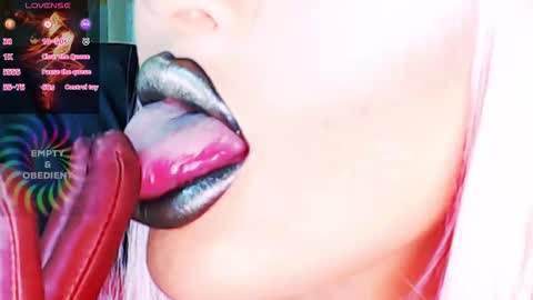 Roxy online show from 09-19-25, 02:51