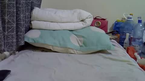 crazzybaby01 online show from 10-09-25, 07:12