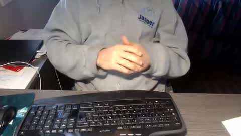 Creamormilk online show from 11-11-25, 01:44