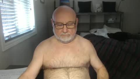 Creamormilk online show from 12-21-25, 02:24