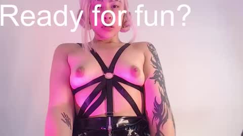  CAMILA Y SEBASTIAN online show from 11-28-25, 10:40