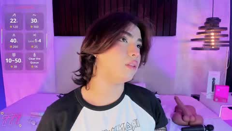 Snapshot of creamy_angelo chatting on 05-19-26, 01:50 creamy_angelo online show from 05-19-26, 01:50