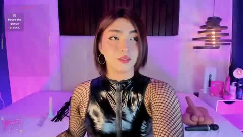 Snapshot of creamy_angelo chatting on 05-21-26, 04:30 creamy_angelo online show from 05-21-26, 04:30