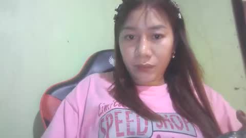 Snapshot of creamy_dara chatting on 10-14-25, 03:02 creamy dara online show from 10-14-25, 03:02