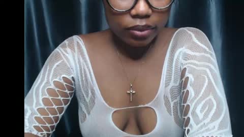 venessa online show from 05-08-26, 09:36