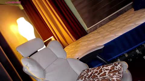 Celine online show from 02-04-26, 01:28