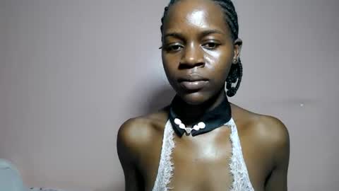 creamyebony00 online show from 07-16-26, 04:51
