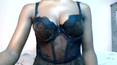 creamyebony00 online show from 07-18-26, 07:01