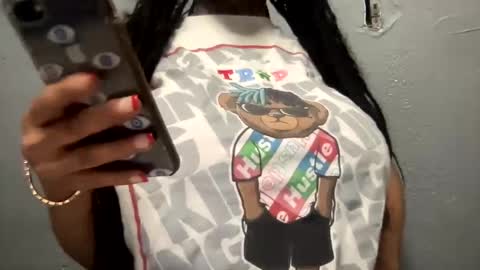 Snapshot of creamyexotica chatting on 12-30-24, 05:58 CreamyExotica online show from 12-30-24, 05:58