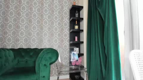 Sophie online show from 01-28-25, 11:38