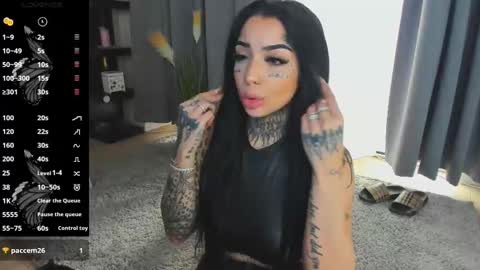 Sophie online show from 03-11-25, 11:12