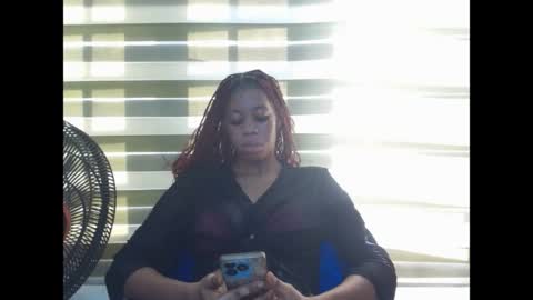 Snapshot of creamyxpussyx chatting on 05-11-26, 02:45 creamyxpussyx online show from 05-11-26, 02:45