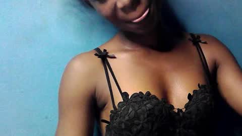 creamyxsugar online show from 11-25-25, 08:20