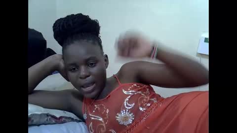 Snapshot of creamyypussyy chatting on 11-01-25, 09:22 creamyypussyy online show from 11-01-25, 09:22