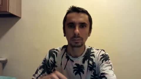 Snapshot of creativexx2 chatting on 10-28-25, 07:05 creativexx2 online show from 10-28-25, 07:05