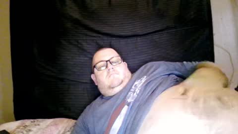 Snapshot of creeeping_death chatting on 12-02-24, 02:42 The hopeless romantic online show from 12-02-24, 02:42