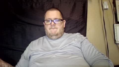 Snapshot of creeeping_death chatting on 12-14-24, 08:51 The hopeless romantic online show from 12-14-24, 08:51