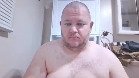 Snapshot of creeeping_death chatting on 12-24-24, 08:38 The hopeless romantic online show from 12-24-24, 08:38