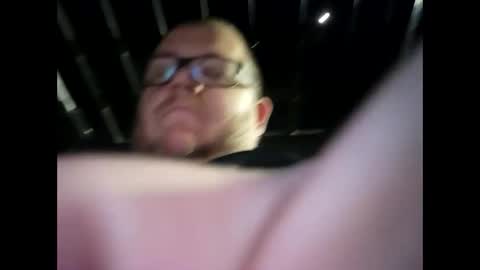 Snapshot of creeeping_death chatting on 01-09-25, 02:22 The hopeless romantic online show from 01-09-25, 02:22