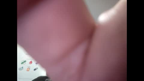 Snapshot of creeeping_death chatting on 01-10-25, 05:58 The hopeless romantic online show from 01-10-25, 05:58