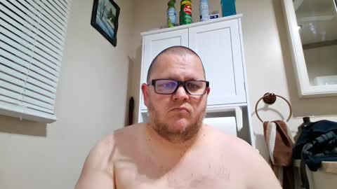 Snapshot of creeeping_death chatting on 01-23-25, 08:15 The hopeless romantic online show from 01-23-25, 08:15