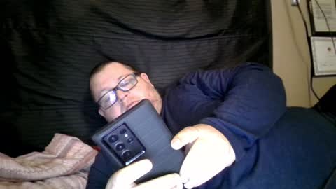 Snapshot of creeeping_death chatting on 02-06-25, 08:45 The hopeless romantic online show from 02-06-25, 08:45